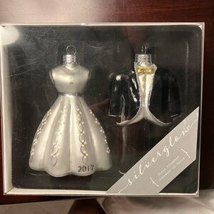 New in box 2017 bride and groom ornaments